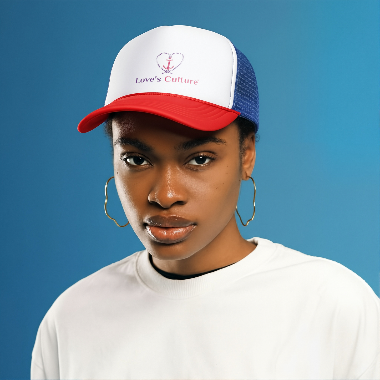 LC_Trucker_RWB_LifestyleModel_01_Mockup.png_15423553